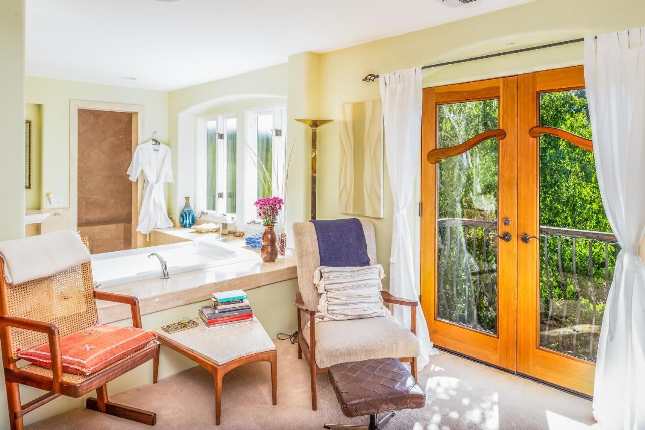 Paradiso Inn 5*